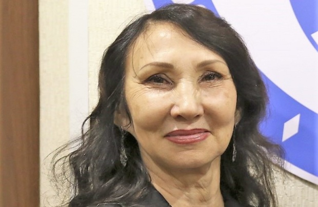 Қыздар шәует соруды және сперманы жұтуды біледі Жыныстық қатынастағы аналарымыз