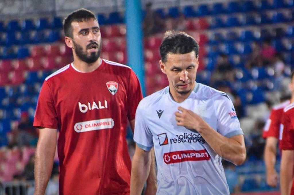 Жалаңаш әйел денесінің жақыннан түсірілген фотосы Порно спермы жұтылу видео